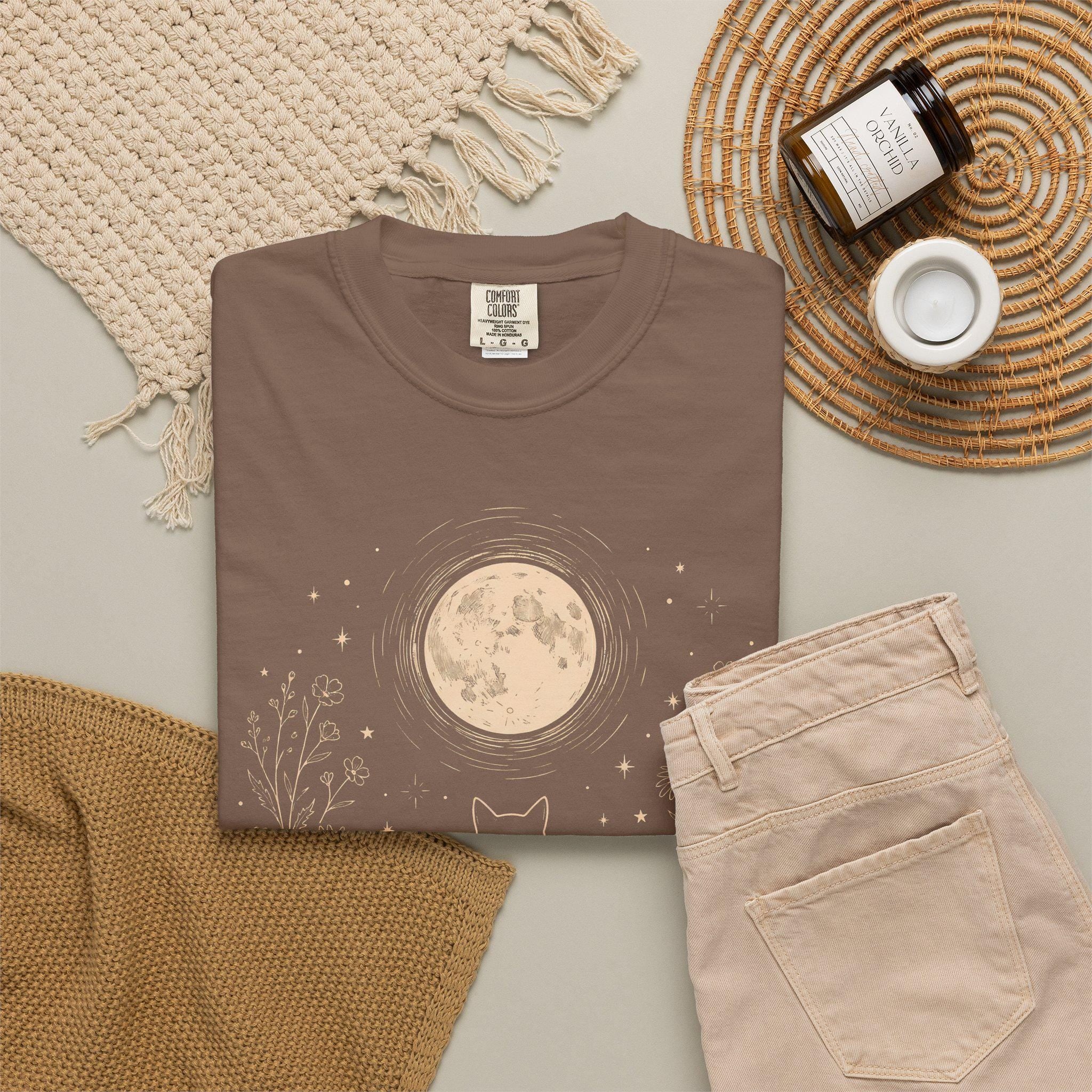 Stargazing Cat Moon T-shirt, Comfort Colors Wildflower Graphic Tee, Witchy Cottagecore Animal Womens Top