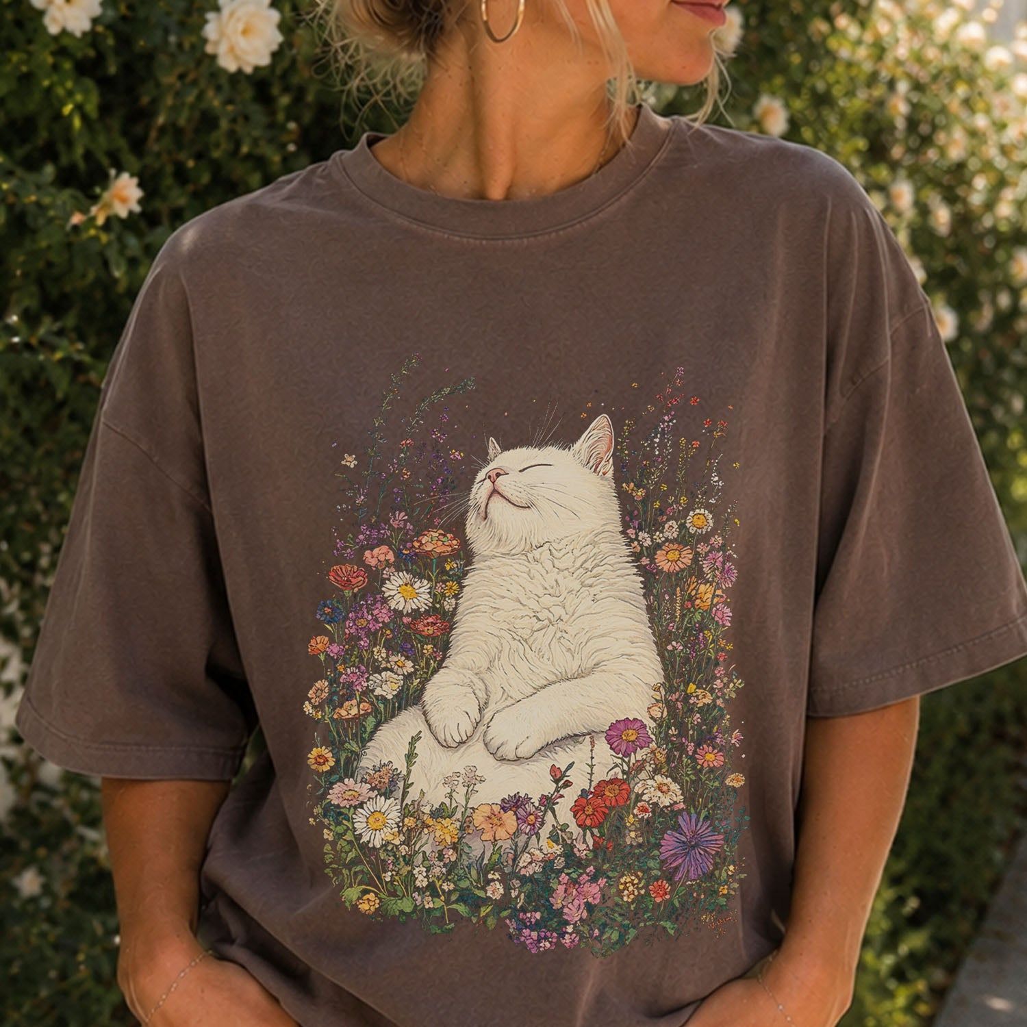 Sleeping Cat Flower T-shirt