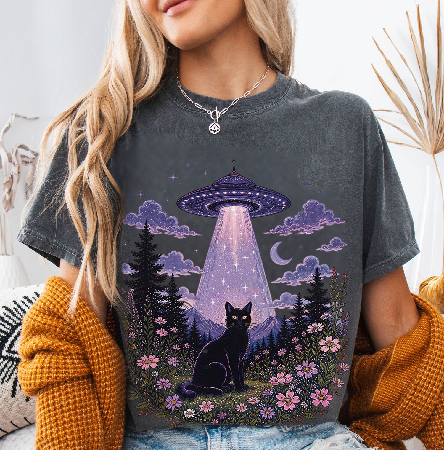 UFO Alien Abduction Cat T Shirt