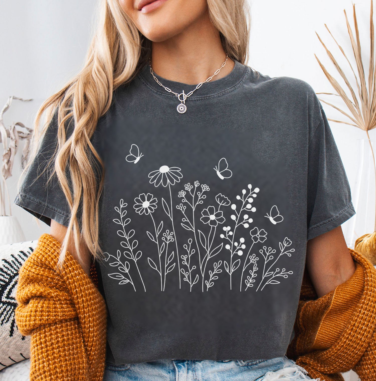 White Wildflower Sketch T-Shirt