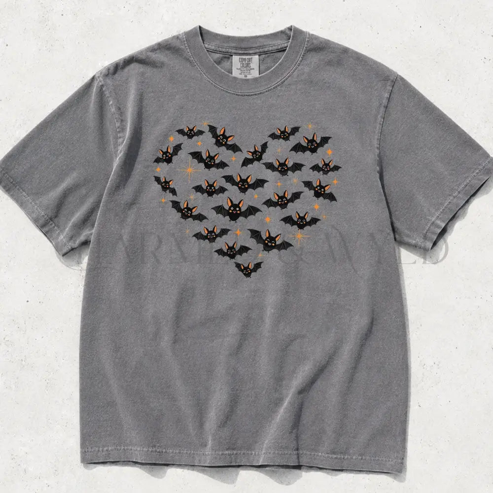 Bat Heart Comfort Colors T-Shirt - Grey / S - T-Shirt
