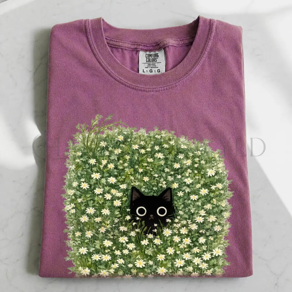 Black Cat Amongst Wildflowers Daisy T-Shirt - Berry / S - T-Shirt