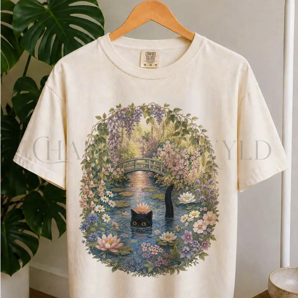 Black Cat Waterlily T-Shirt - Ivory / S - T-Shirt