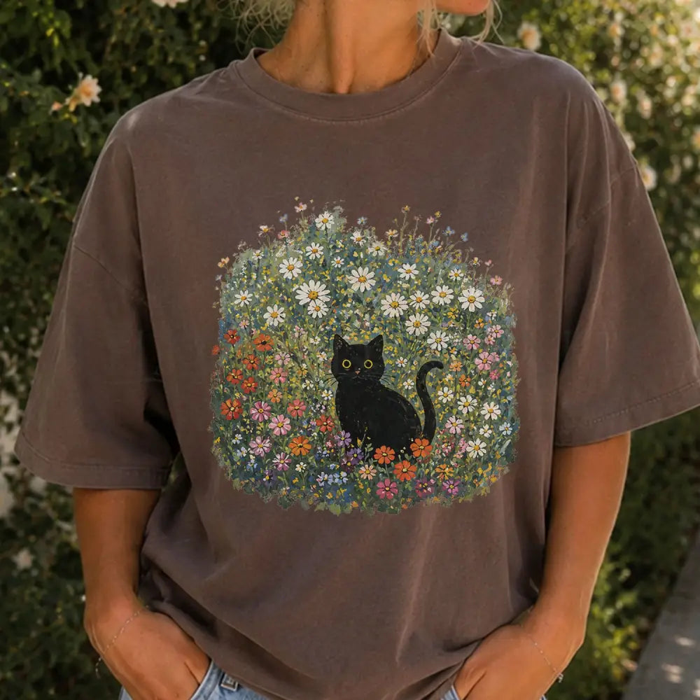 Black Cat Wildflower T-Shirt - Espresso / S - T-Shirt