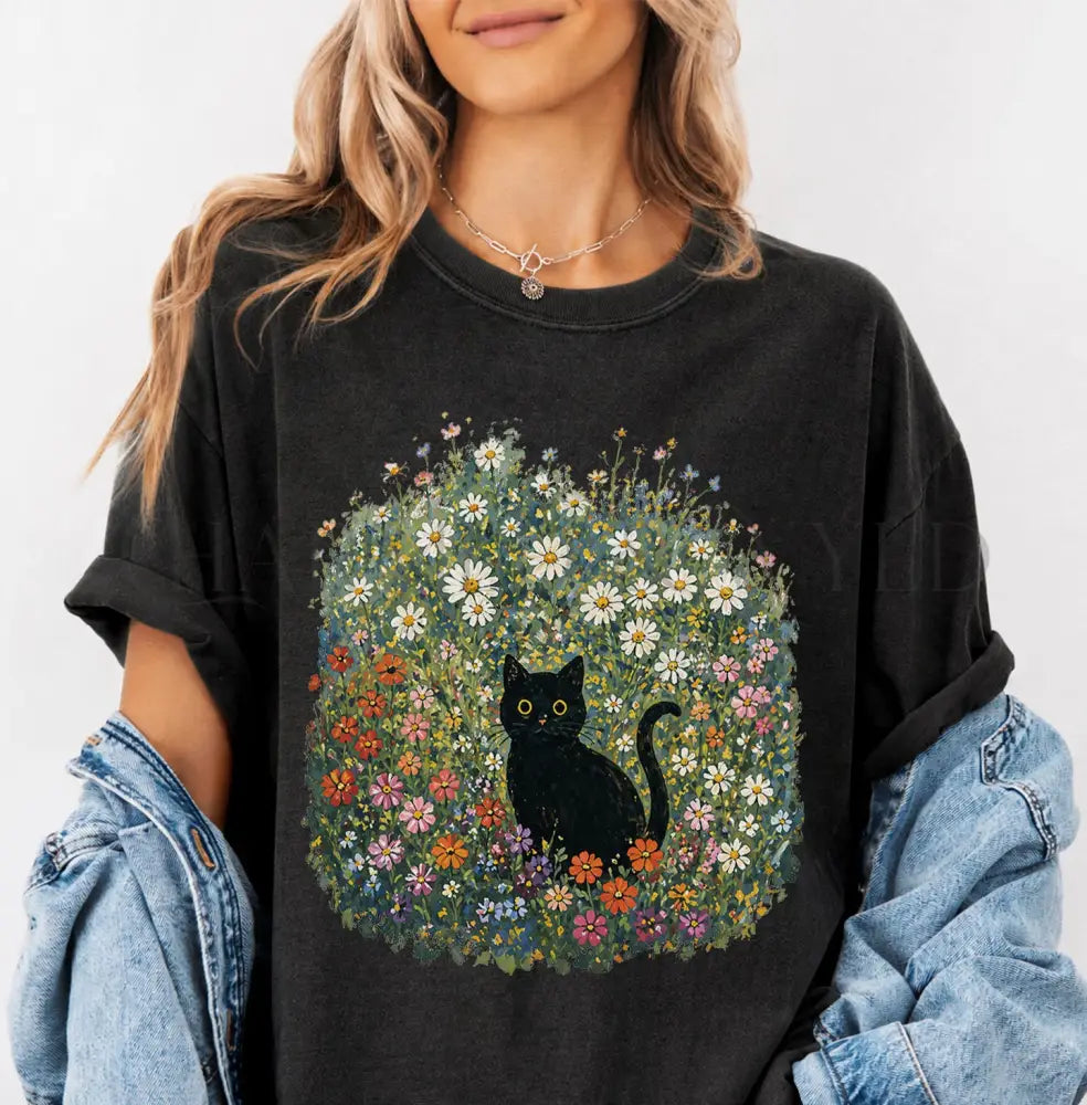 Black Cat Wildflower T-Shirt - Black / S - T-Shirt