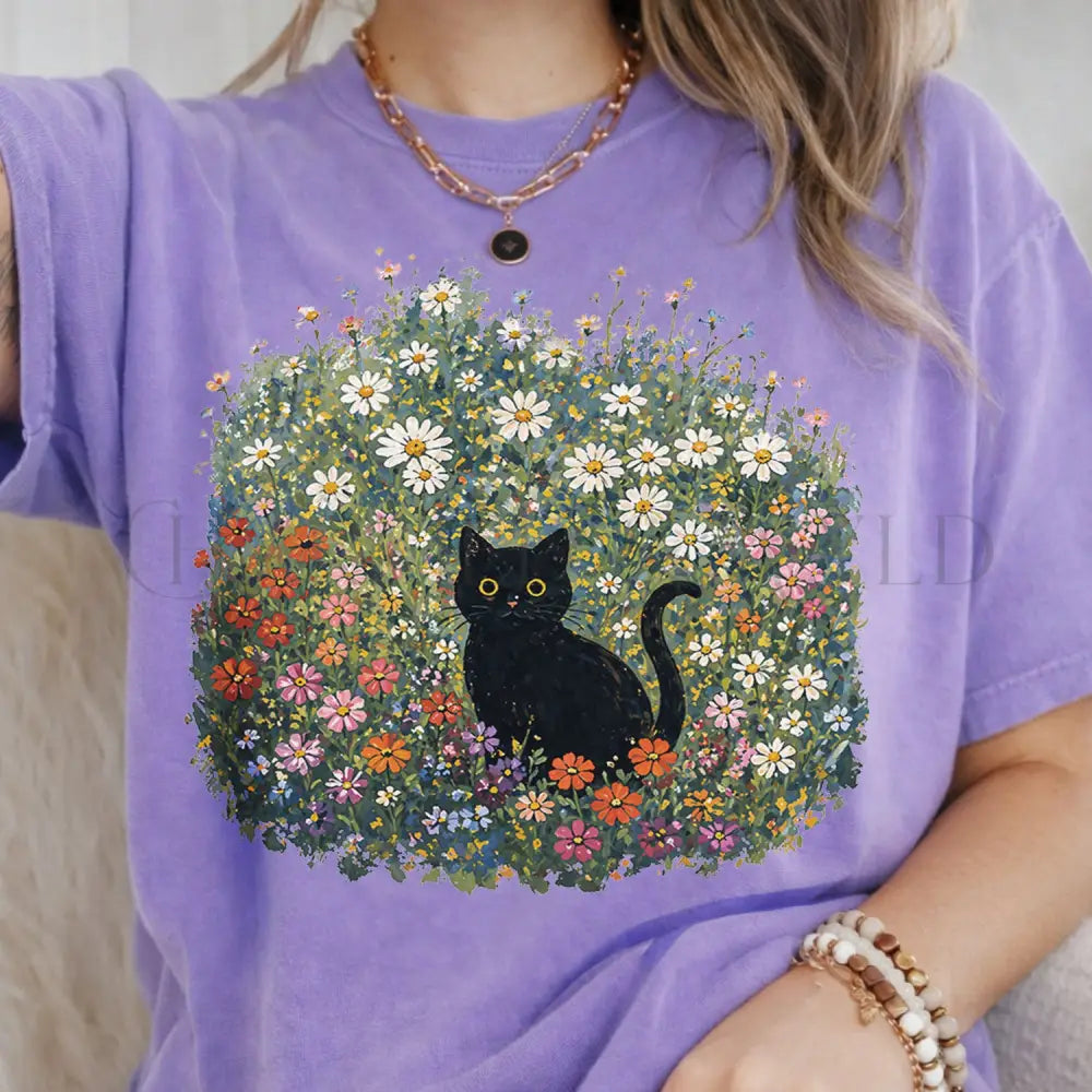 Black Cat Wildflower T-Shirt - Violet / S - T-Shirt