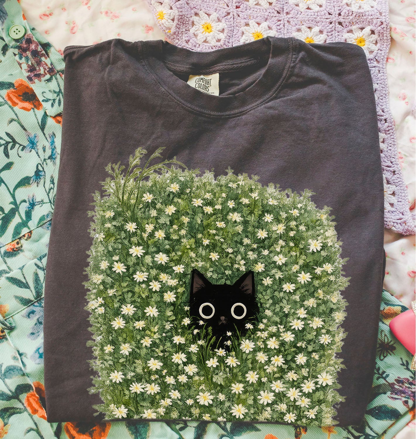 Black Cat Amongst Wildflowers Daisy T-Shirt