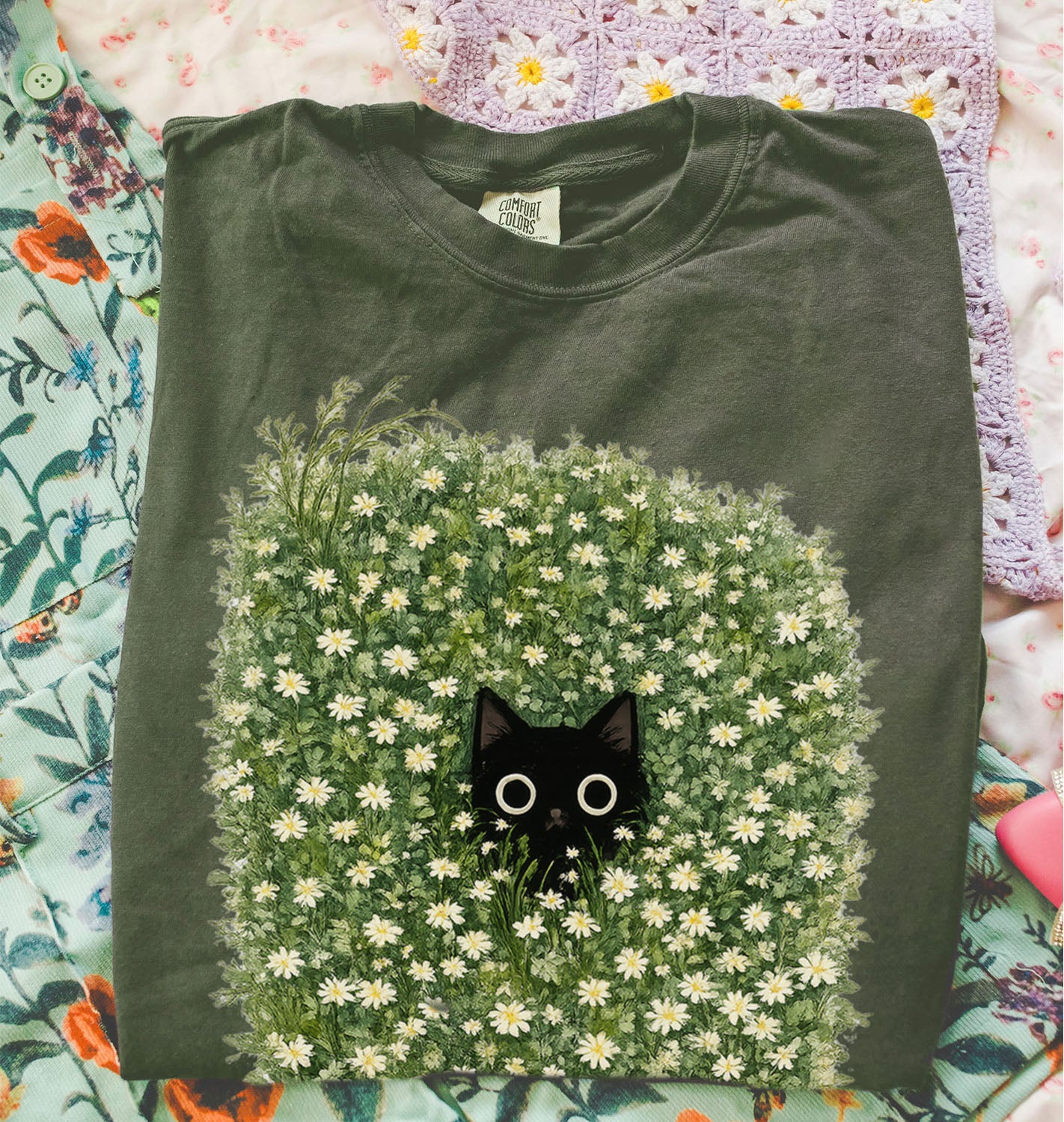 Black Cat Amongst Wildflowers Daisy T-Shirt
