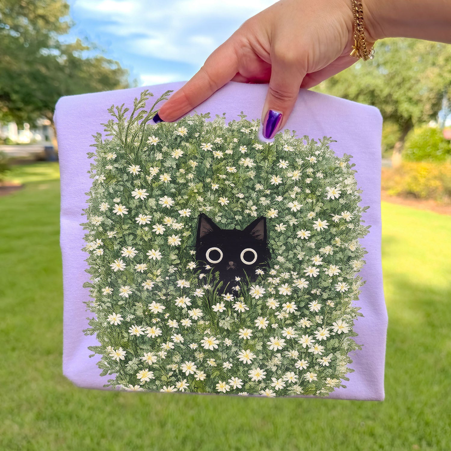 Black Cat Amongst Wildflowers Daisy T-Shirt