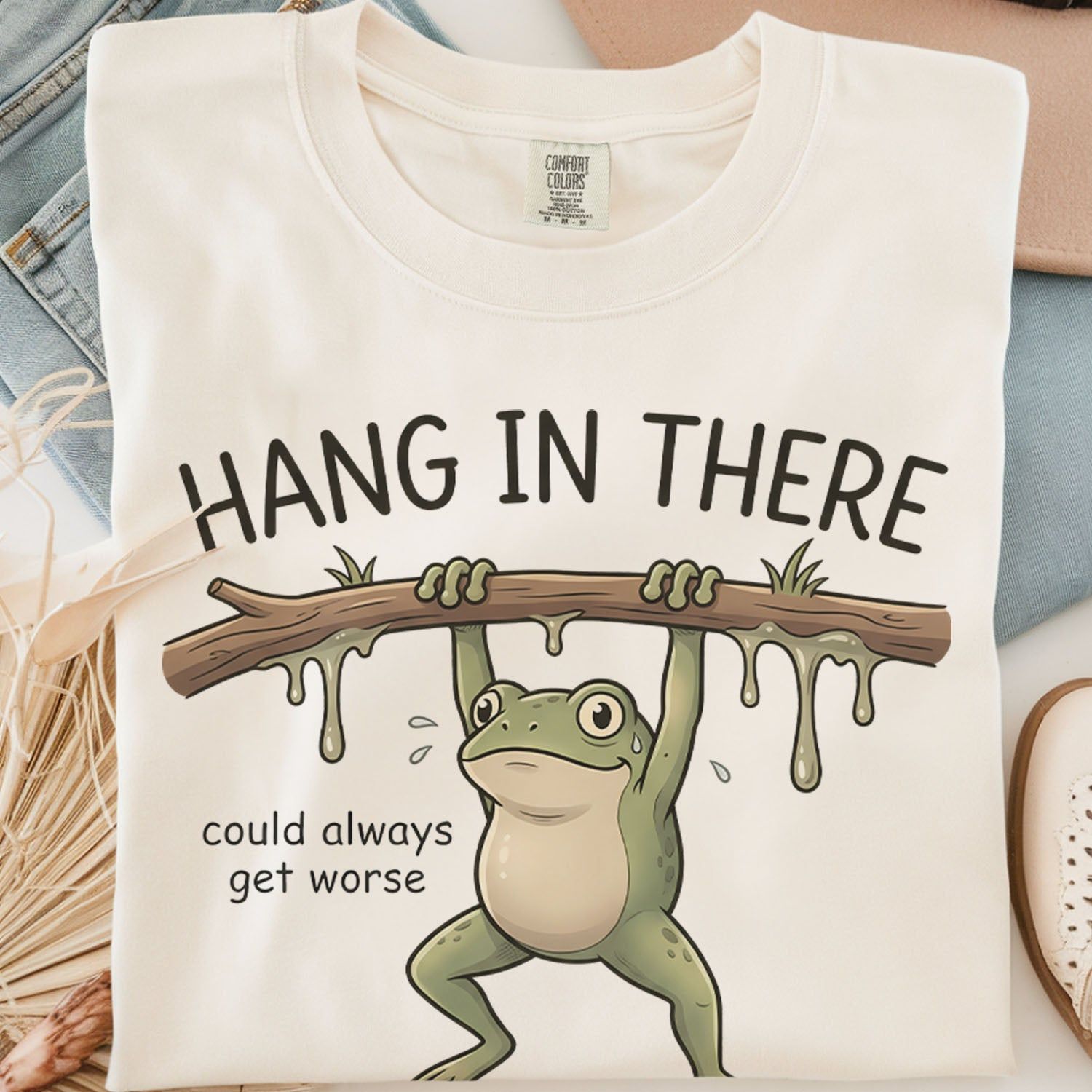 Hang In There Frog T-shirt