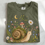 Blooming at My Own Pace Snail T-Shirt - Moss / S - T-Shirt