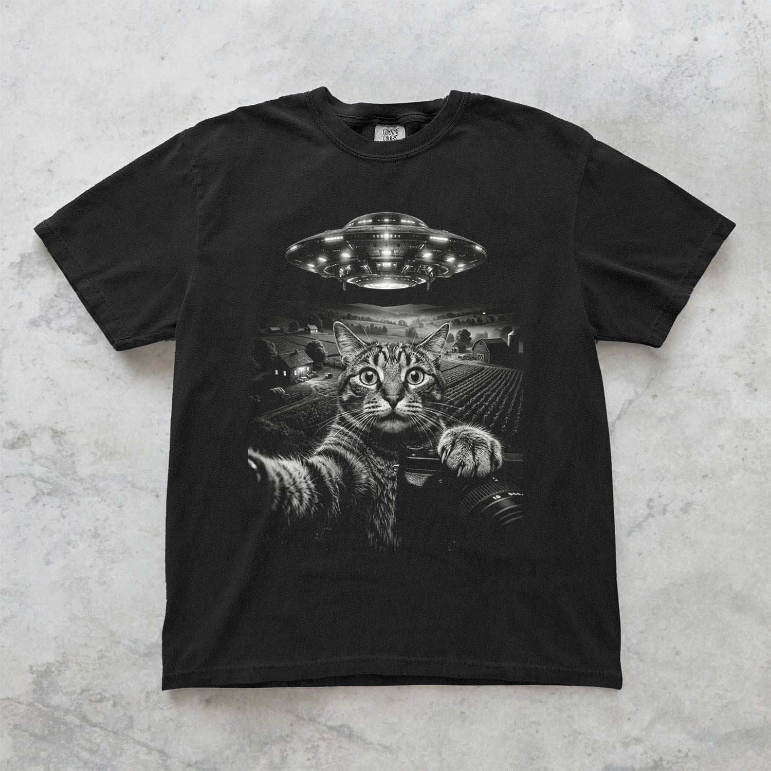 Cat UFO Graphic T-Shirt