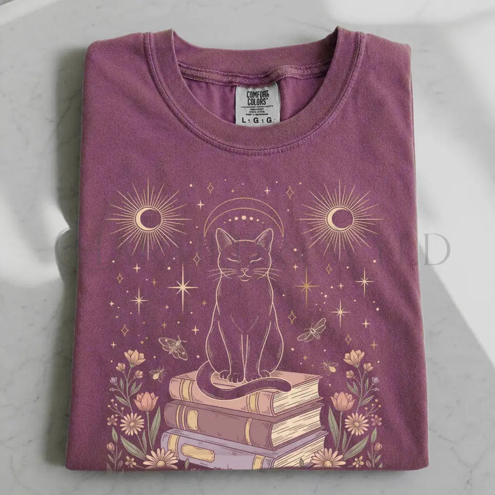 Celestial Cat on Books T-Shirt - Berry / S - T-Shirt