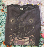 Celestial Cat on Books T-Shirt - Pepper / S - T-Shirt