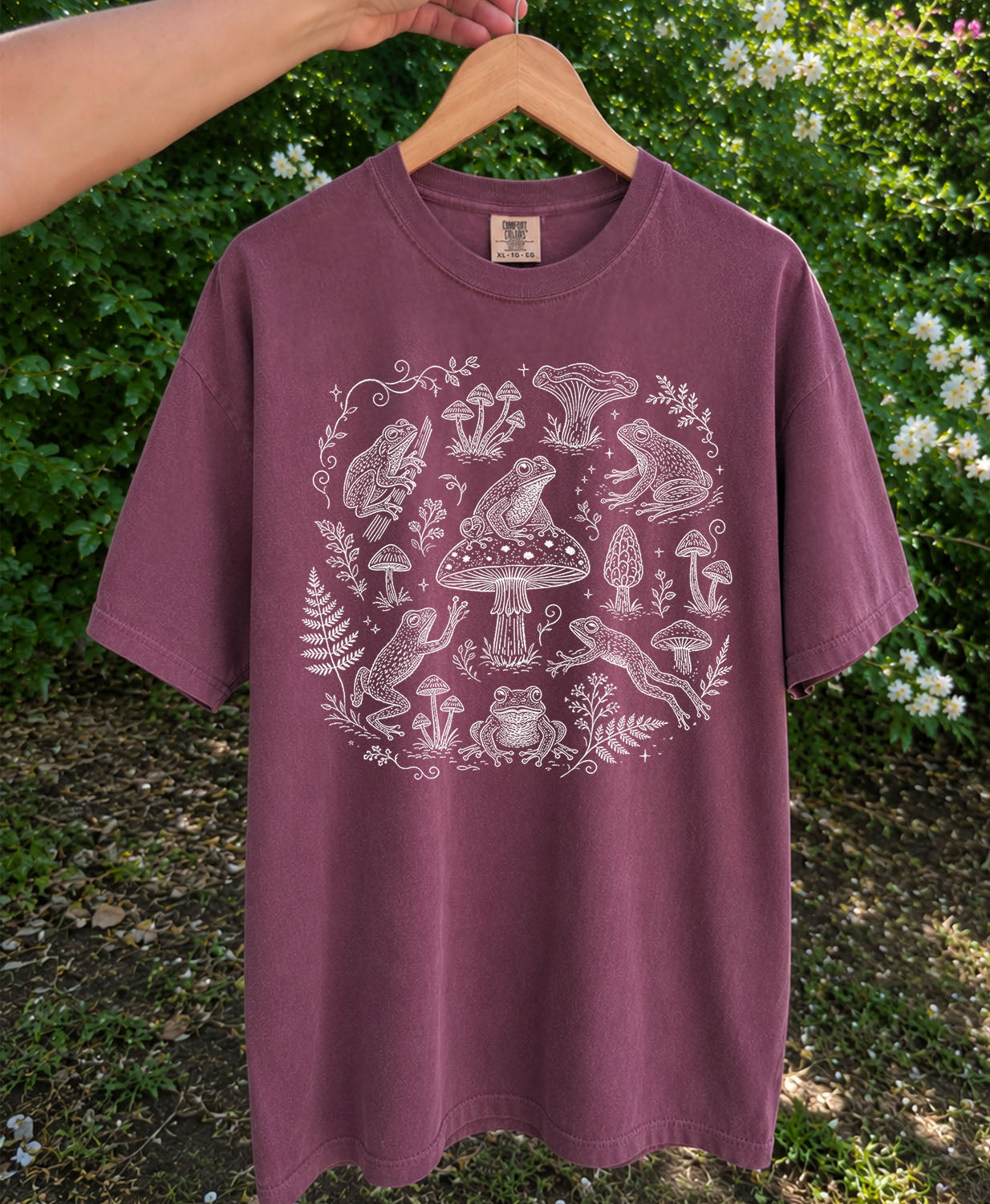 Cottagecore Frog T-Shirt