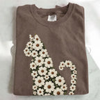 Daisy Cat Floral Graphic T-Shirt - Espresso / S - T-Shirt