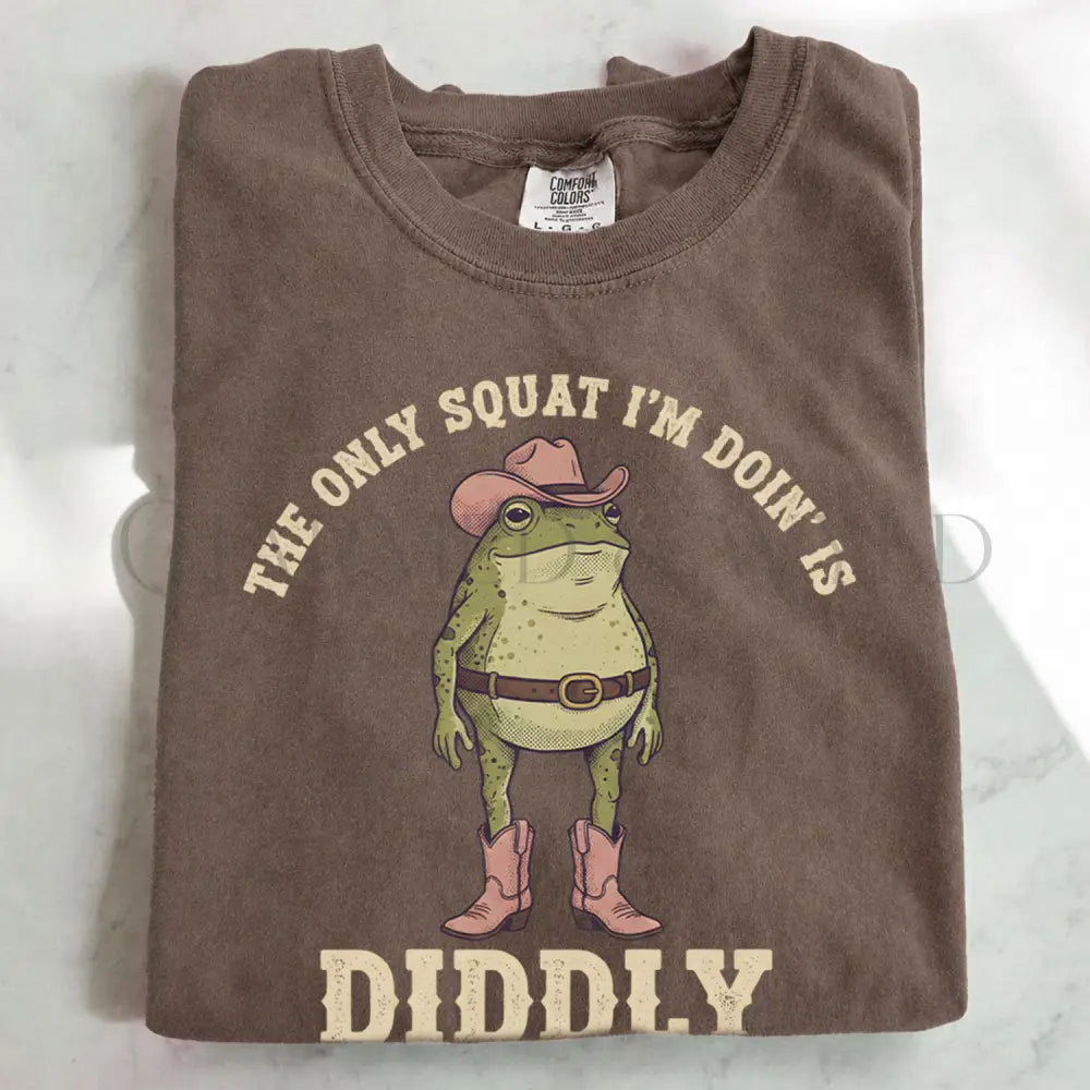 Doing Diddly Squat Frog T-Shirt - Espresso / S - T-Shirt
