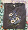 Forget Me Not Dasiy Floral T-Shirt - Pepper / S - T-Shirt