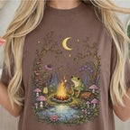 Frog by the Campfire T-Shirt - Espresso / S - T-Shirt