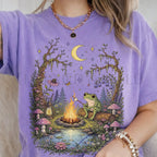 Frog by the Campfire T-Shirt - Violet / S - T-Shirt