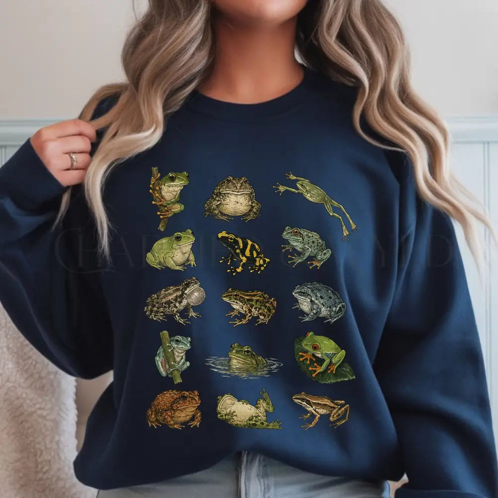 Frog Species Graphic Sweatshirt - Navy / S - Sweatshirt