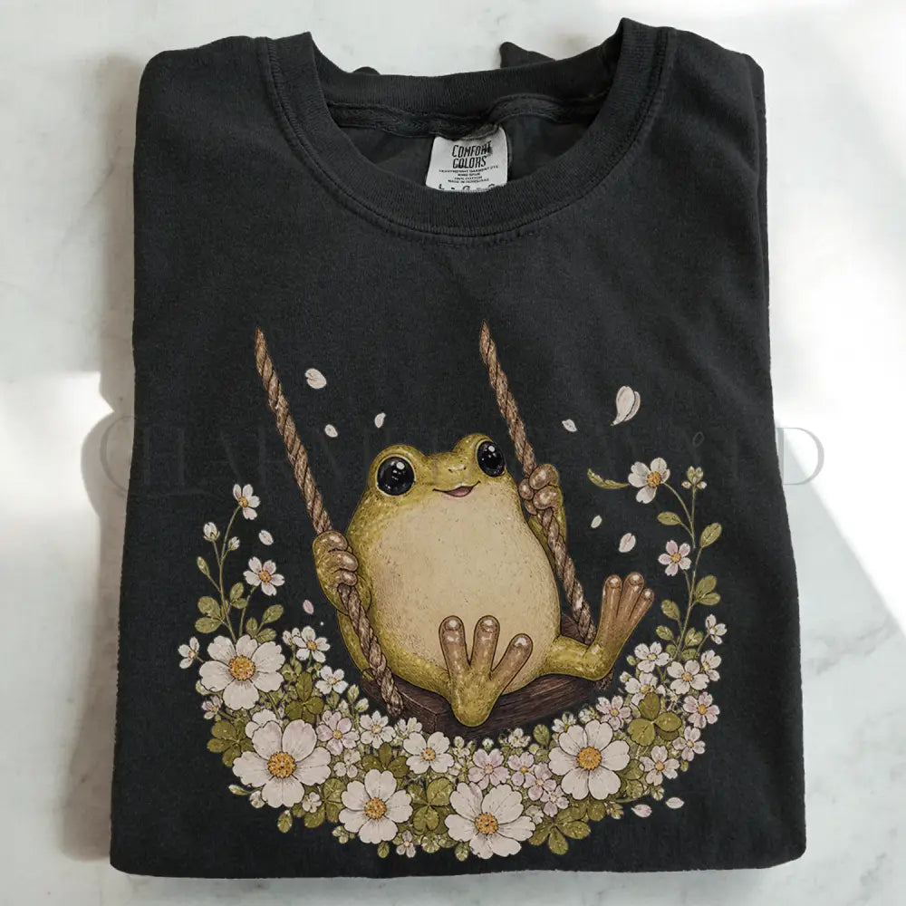 Frog Swing Graphic T-Shirt - Black / S - T-Shirt