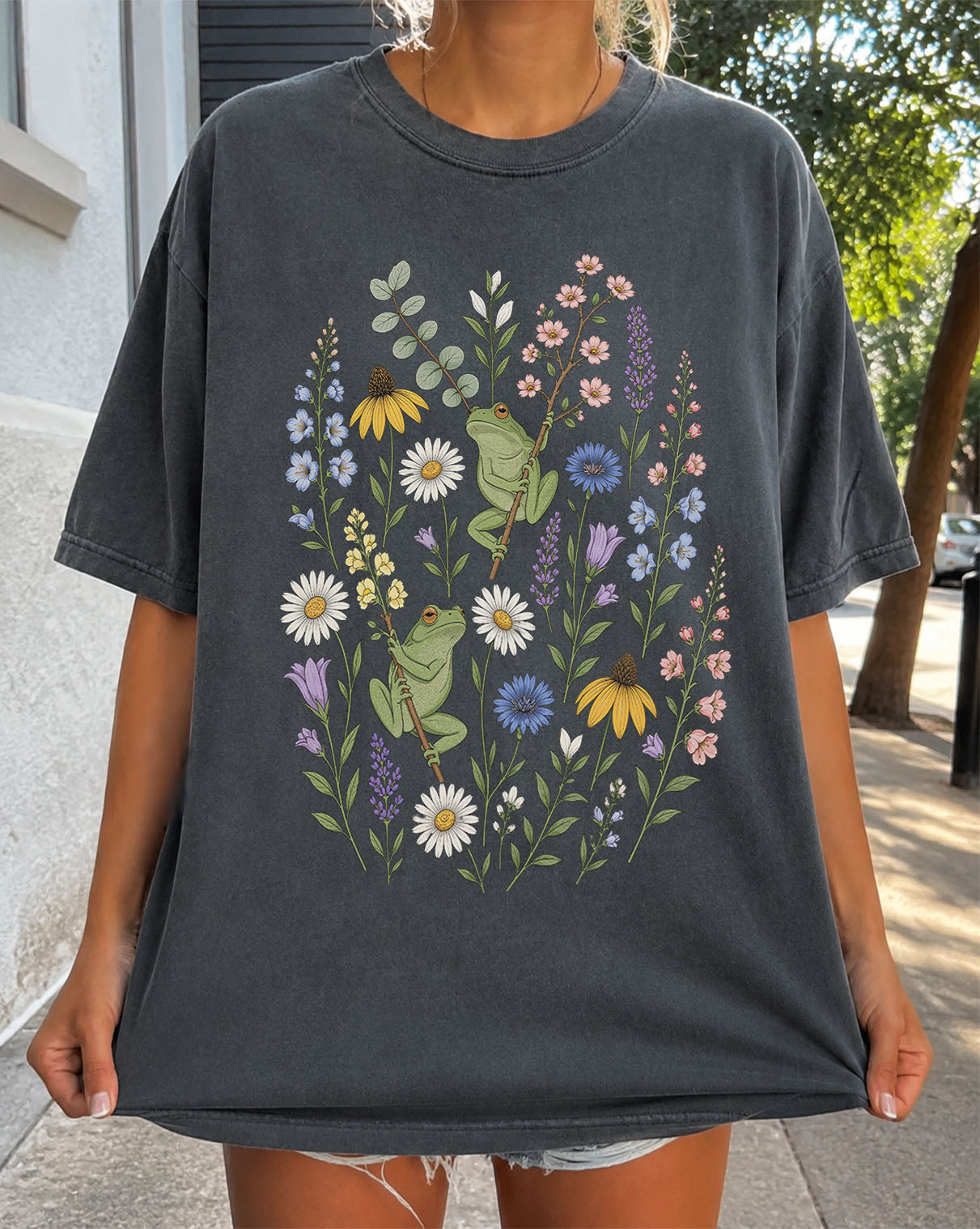 Garden Tree Frogs T-Shirt