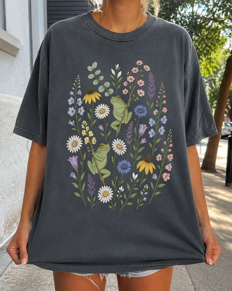 Garden Tree Frogs T-Shirt - Pepper / S - T-Shirt
