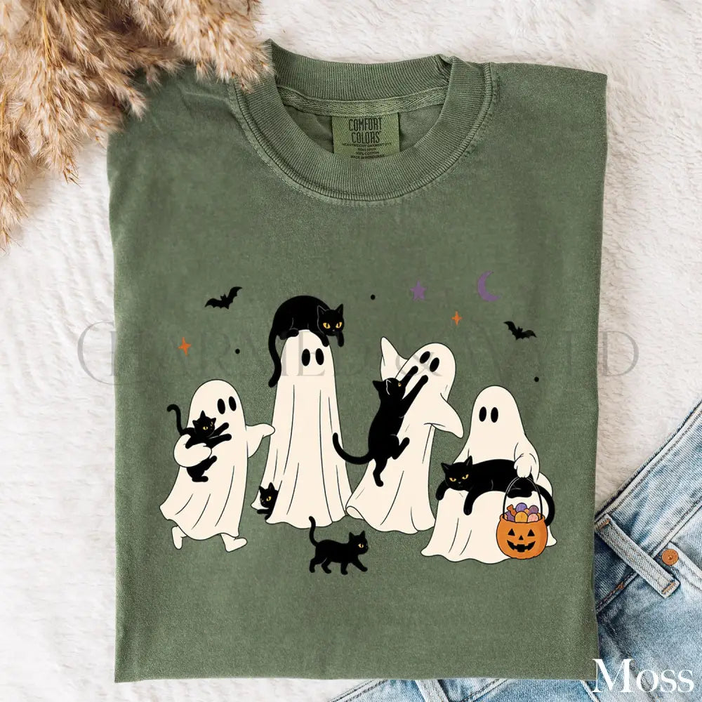 Ghost Cat Comfort Colors T-Shirt - Moss / S - T-Shirt