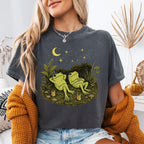Frogs Stargazing Wildflower T-Shirt