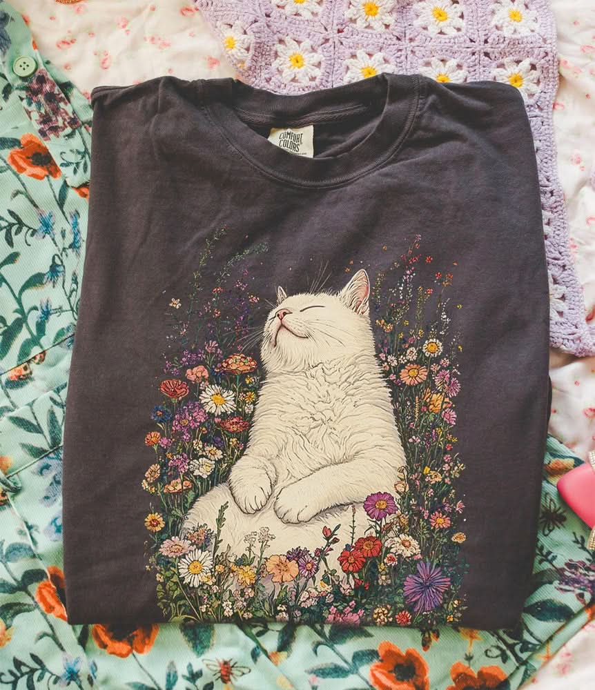 Sleeping Cat Flower T-shirt