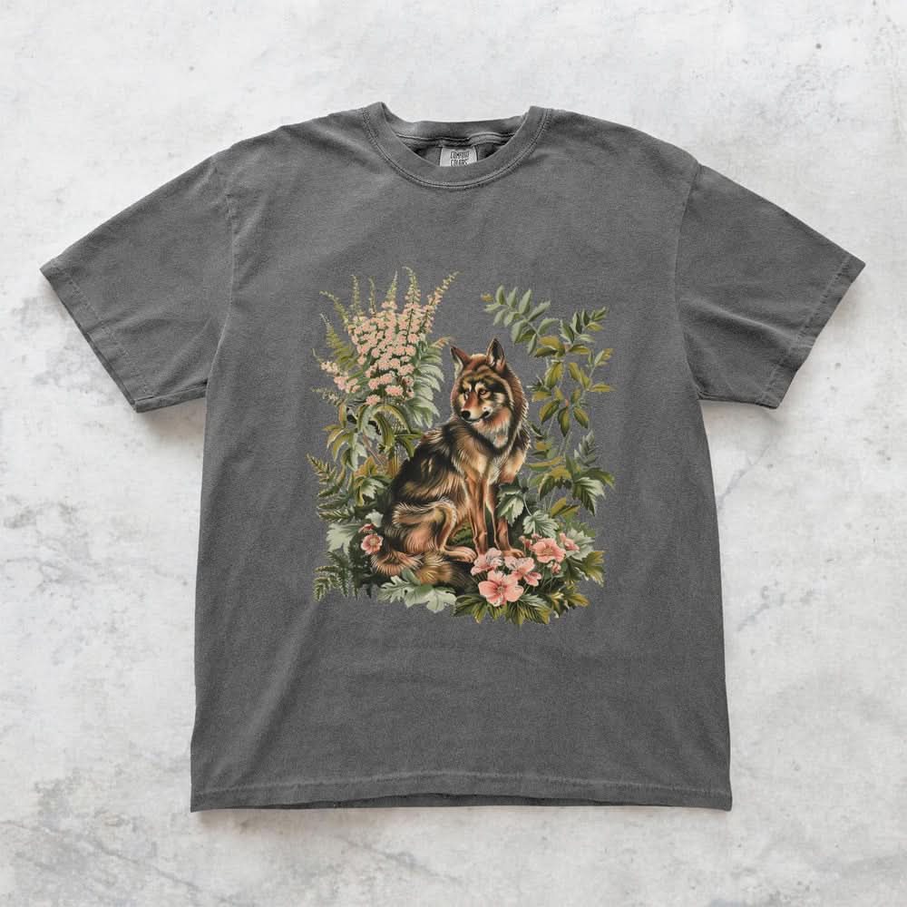 Botanical Wolf Wildflower T-shirt - Charmed and Wyld