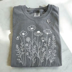 Minimal Wildflower Line Art T-Shirt - Charmed and Wyld