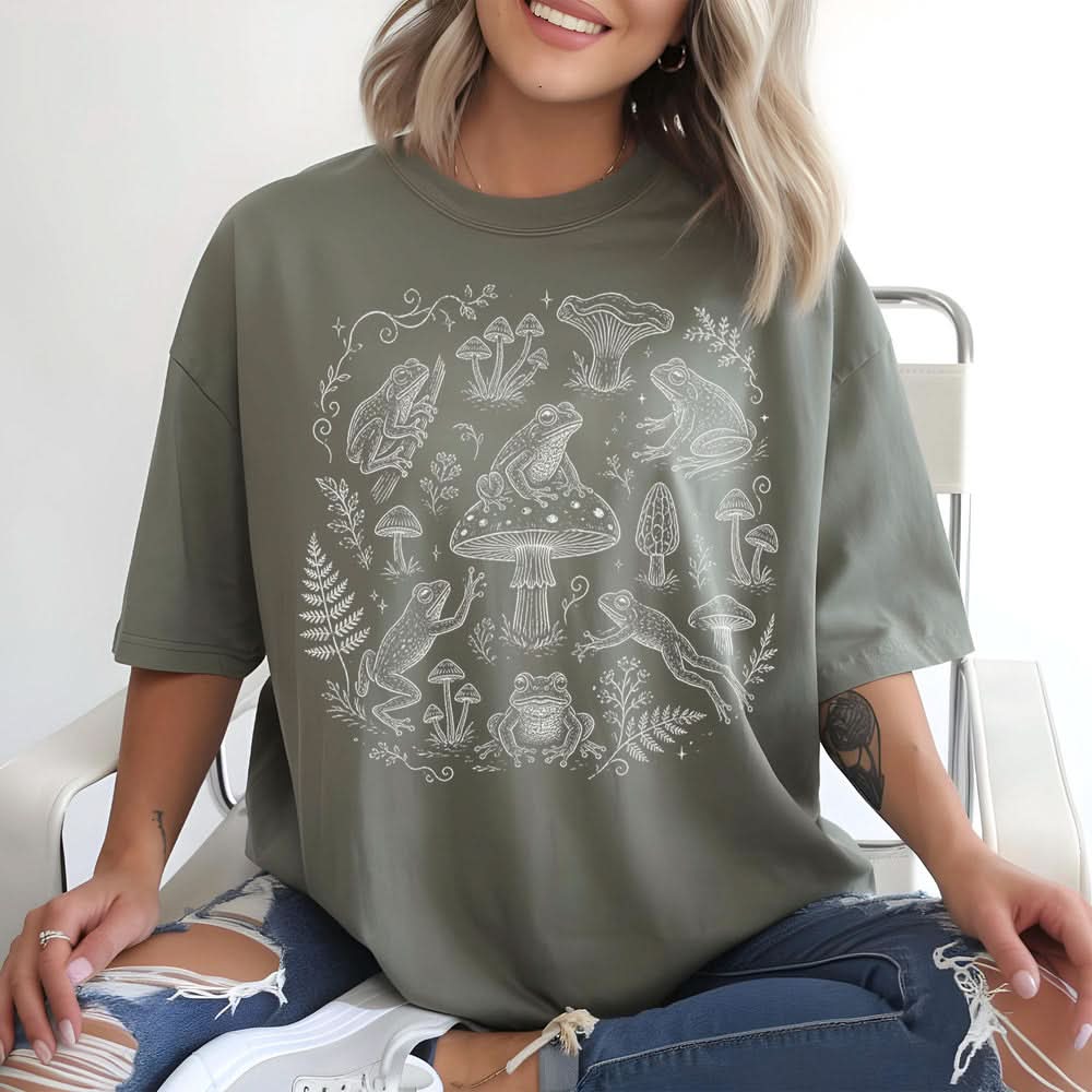 Cottagecore Frog T-Shirt