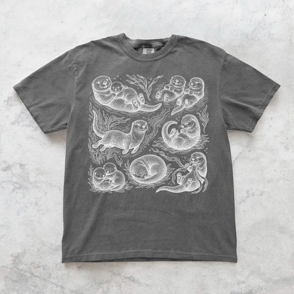 Otter Line Art T-Shirt