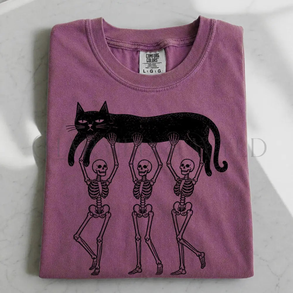Lazy Bones Black Cat T-Shirt - Berry / S - T-Shirt