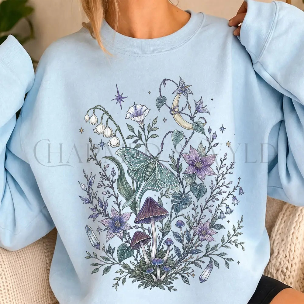 Mystic Moth Graphic Sweatshirt - Light Blue / S - Sweatshirt