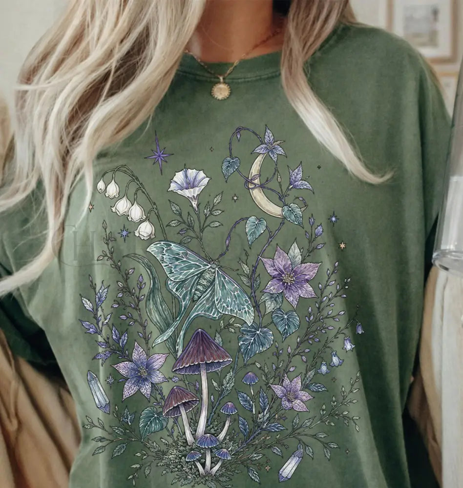 Mystical Moth T-Shirt - Moss / S - T-Shirt