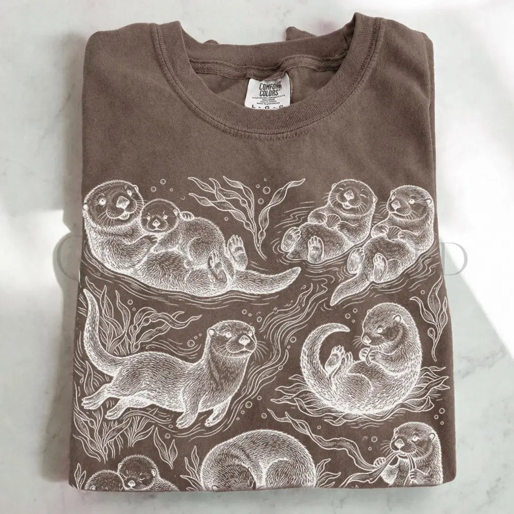 Otter Graphic T-Shirt - Espresso / S - T-Shirt