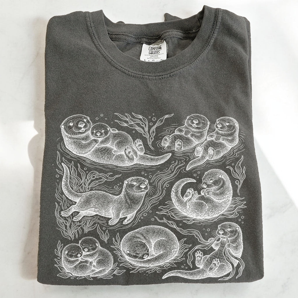 Otter Graphic T-Shirt