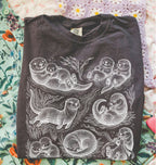 Otter Graphic T-Shirt