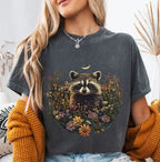 Raccoon Wildflower T-Shirt - Pepper / S - T-Shirt