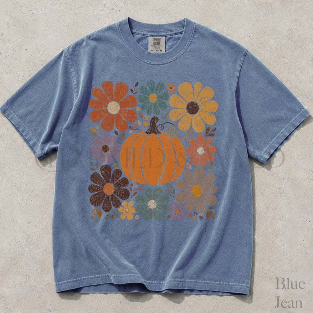Retro Pumpkin Comfort Colors T-Shirt - Blue Jean / S - T-Shirt