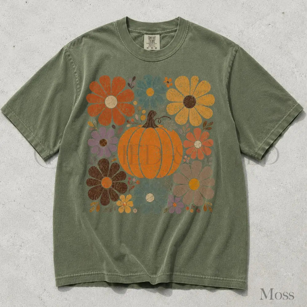 Retro Pumpkin Comfort Colors T-Shirt - Moss / S - T-Shirt