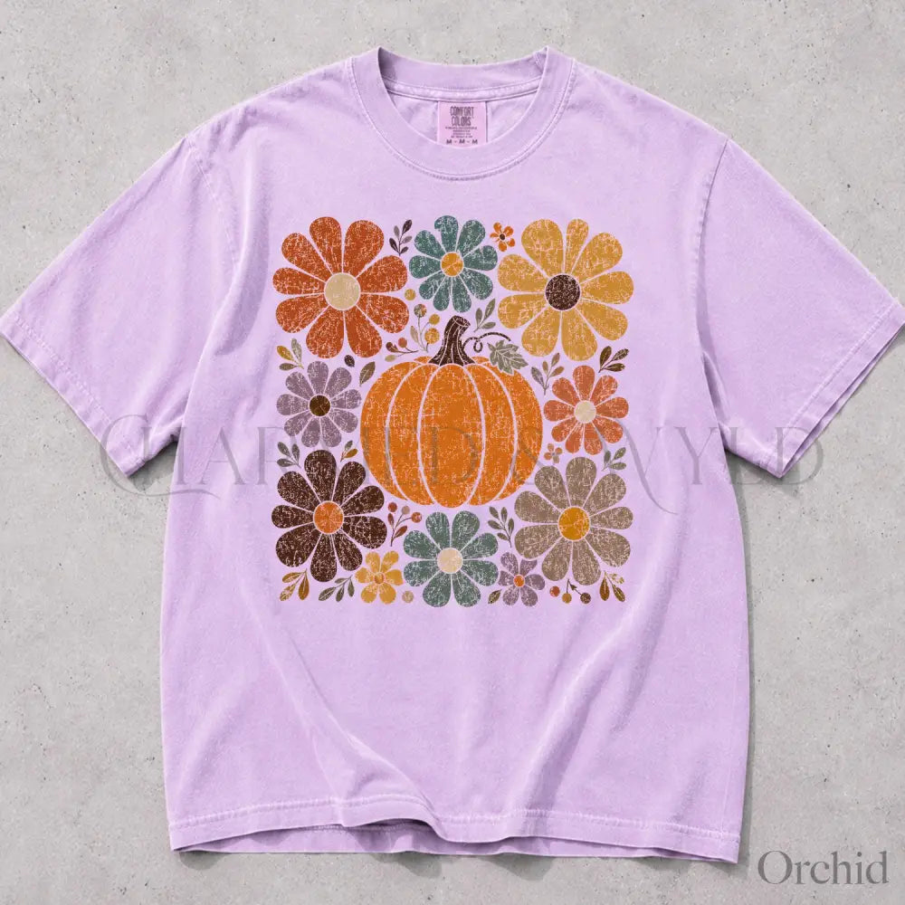 Retro Pumpkin Comfort Colors T-Shirt - Orchid / S - T-Shirt