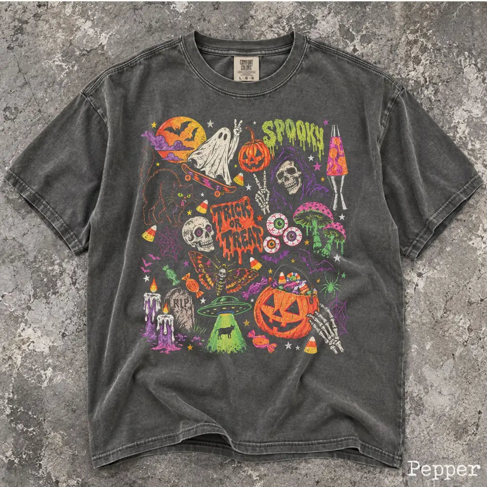 Retro Spooky Halloween Comfort Colors T-Shirt - T-Shirt