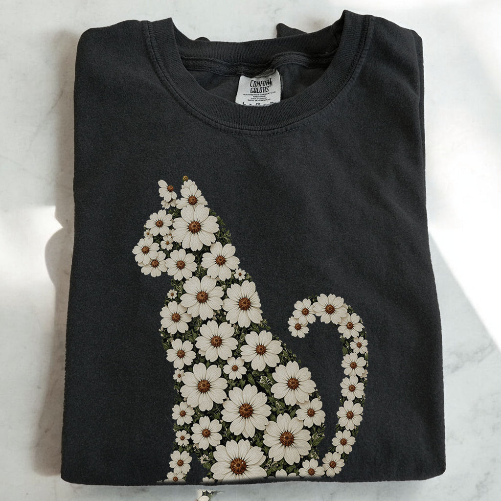 Daisy Cat Floral Graphic T-Shirt