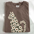 Daisy Cat Floral Graphic T-Shirt
