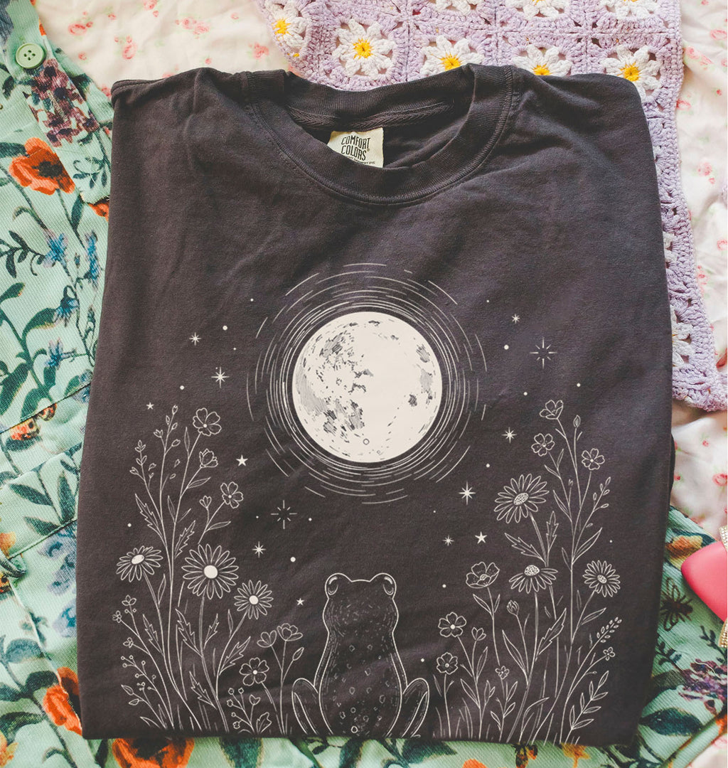 Frog Stargazing Moon T-Shirt