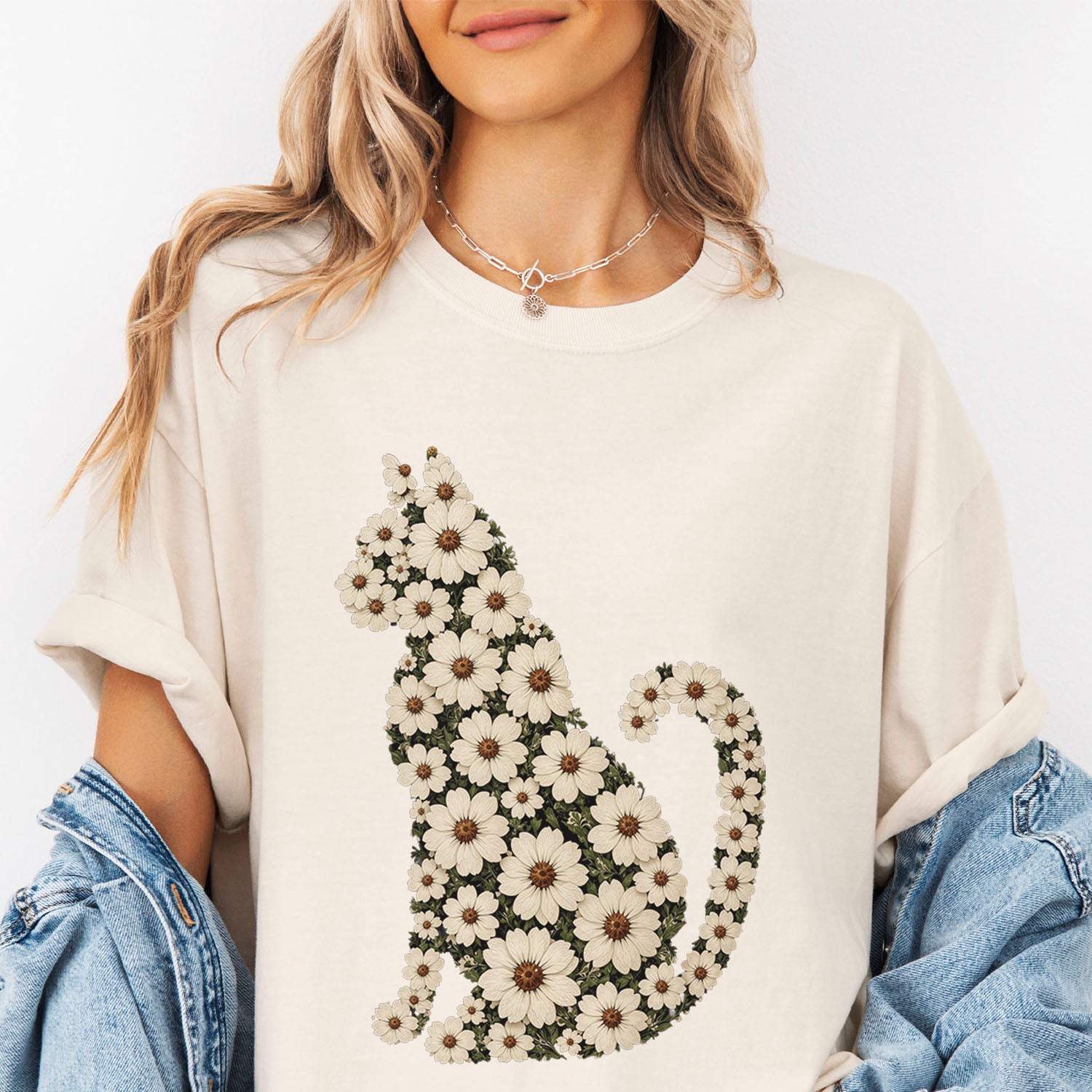 Daisy Cat Floral Graphic T-Shirt